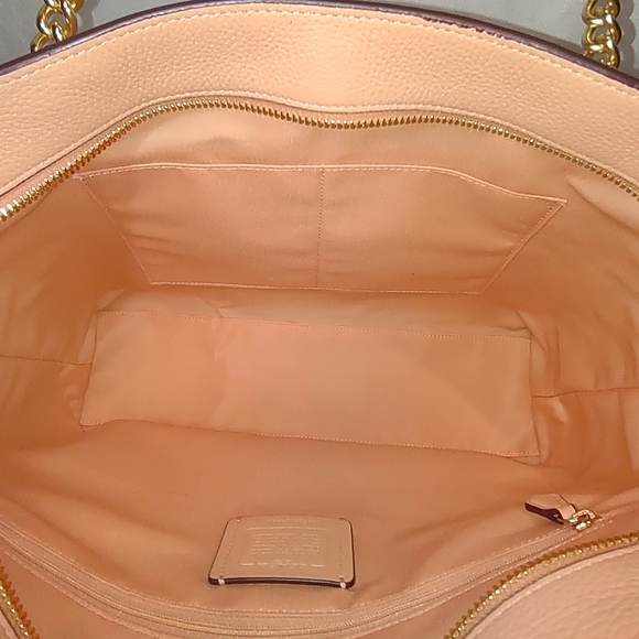 COACH Cammie Chain Tote in Faded Blush - Picture 10 of 12
